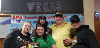 APA 8-Ball Tricups Winning Tean